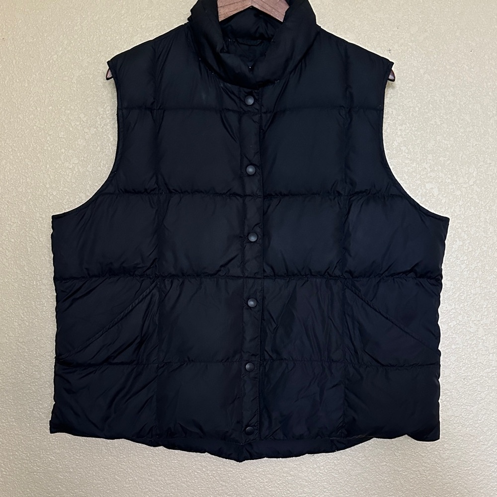 Lands' End Classic Black Goose-down Puffer Vest